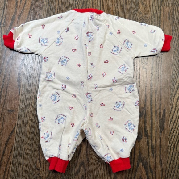 Vintage Buster Brown skiing bear onesie size 3-6M made in the USA - Picture 5 of 5